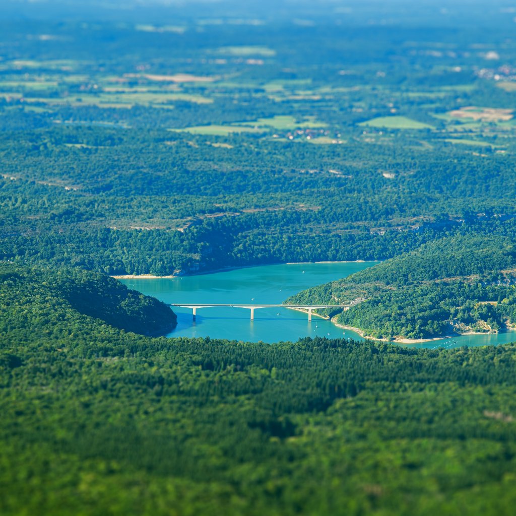 Lac de Vouglans Jura - Lac turquoise, sports nautiques, location vacances Mauffans activités nature