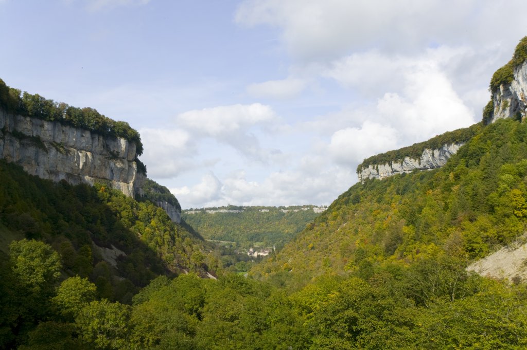 Le Revermont Jura - Coteaux vignobles et vergers, location vacances Mauffans paysages Bresse